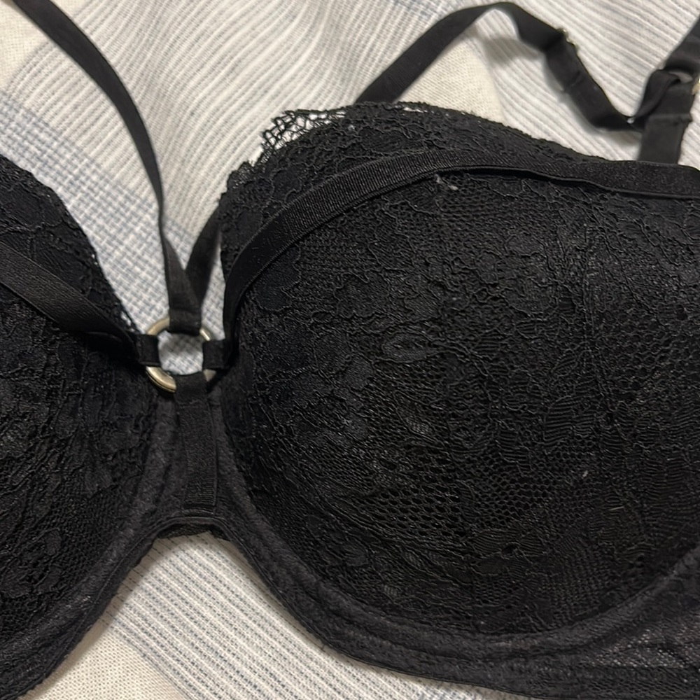 Black lace bra